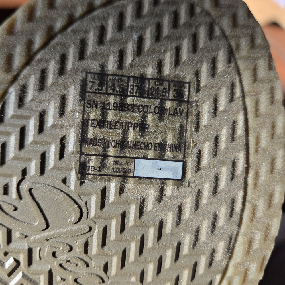 Skechers Sandals in Light Tan